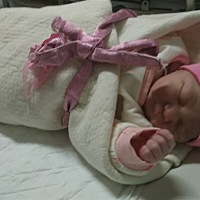 2019年1月17日 6斤女宝宝已出生  😊