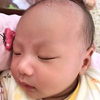 儿子满月啦，从怀孕就打算顺产结果顺转剖，各种痛苦看着你一天一个样在变化一切都烟消云散了，摆满月酒...