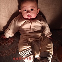 有宝宝四个月还吐奶的吗？要什么时候才不吐奶了