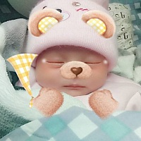 女儿十四天了    有没有跟我一样17岁的妈妈 坐月子期间什么都不懂   宝宝一有点什么就担心的半死 15岁遇...