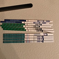 今天怀孕第39天，流了一点褐色分泌物，医生说还没排出宫外孕不能给开保胎药，我好着急，不知道可不可以...