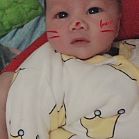 来晚了，满月后来报报喜！麒宝出生7斤4两，本来是顺产的，结果凌晨两点胎心下降，医生问顺产还是破...