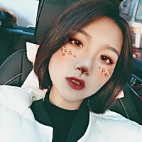 问下各位宝妈么，哺乳期可以美甲么？