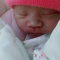 38 2顺利生下我家小王子，其实我想说，要相信宝宝相信自己，能生出健康可爱的宝宝，不要被医生吓到。30...