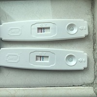 前天测的好好的，昨天早上一大早起来测，看到一条就没有理了。今天早上睡醒一看，怎么就带水印了，有人...