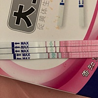 这个是今天从早到晚测出来的。前几天的都特别浅，就今天的颜色明显变深了，不知道这个算是快排卵了还是...