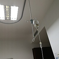 孕吐剧烈，脱水，电解质紊乱了，孕酮酸中毒，住院中。。。期待折磨早点过去