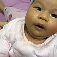 黄疸126算正常吗？妇幼医生说没事，打防疫针又说100以下才可以打。让宝宝吃茵栀黄和玑苷口服液。满月的...