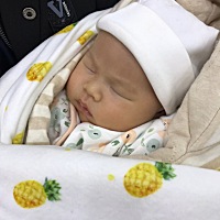 宝宝3天没拉了。吃了茵栀黄，玑苷口服液后，当天吐了5次奶。就没有拉屎了。可愁死老母亲了。有经验的宝...