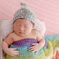 因为没有母乳。每顿喝120毫升 想想都怕