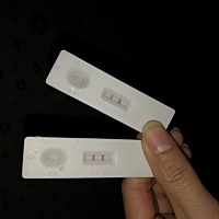 第一次给宝宝的信 亲爱的宝宝 ： 你好，我是你的妈妈，今天是妈妈第一次知道你的存在哦，谢谢你选择我当...