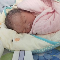 搞不懂怎么那么多宝妈把宝宝捂出疹子的，等严重了才来涂药膏弥补，我家宝宝只长过三次，每次都是几...