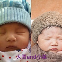 日常晒娃～两个儿子和他的爸爸妈妈（哥哥4岁，弟弟20天）