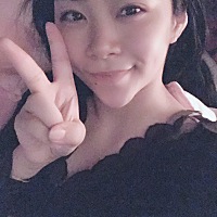 果然，我家闺女的眼睛👀遗传了他爸爸👨😂😂，有可能再变的像我的眼的可能吗？😄