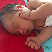 顺转剖，八斤男宝宝，开指那个疼啊，开到七八指了大夫说顺产有风险，疼了12个小时推进手术室剖了，五天...