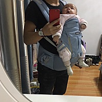 有经验的宝妈 你们的宝宝多大用这种抱带啊？一个多月的宝宝用的话会不会对她有影响 适不适合用？