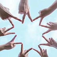 压力好大 两个大女儿 又怀个老三 哎