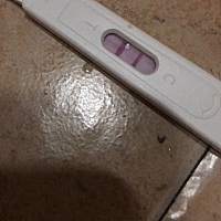 怀孕十三天测出来的两条杠颜色会有这么深吗