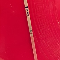 过年老公加班到现在还没回来，我一个人躺在床上玩手机，都要睡了，我给公公婆婆包了红包。她还给我包双...