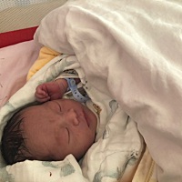 剖腹产的妈妈们，几天开始伤口不疼，下床可以自己不用老公帮忙。