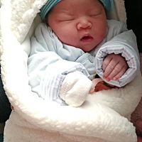 预产期当天超快顺产七斤八两小公主👸一枚，无侧切有撕裂。终于凑成了好字，人生圆满了