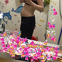 14周＋。肚子好明显。是本来胖还是显怀。有同龄宝妈吗？