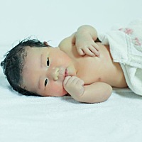 宝宝刚出生，顺转剖，连回忆都不敢，太痛苦，女人太辛苦