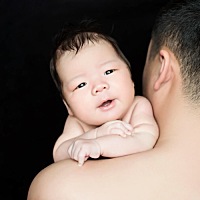 宝宝46天老是吐奶怎么办。有懂得求告知