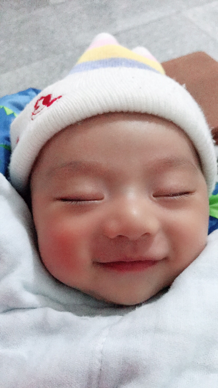 百天照什么时候拍比较好？？？