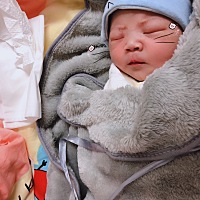 出生的第一天 出生的第二十天 一天一个变化  还有十天就可以出去逛逛啦