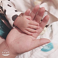 家里条件不好，老公过两天就要出去做事了，没有时间管我和宝宝了，马上就要自己一个人带宝宝了，好害怕...