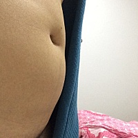 才三个月就胎动，是不是早了点 就在肚脐到毛毛中间偏右一点点，最近两三天经常像放了个毛毛虫在那爬，偶...