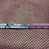 哈哈哈，排卵8天后查到淡淡粉色，用的秀儿早孕试纸和大卫的排卵试纸。都是两条淡粉色，好怕又是炸胡。