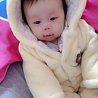 我可爱的宝贝3个月了，好快啊，真的是只愁不养，不愁不长啊！