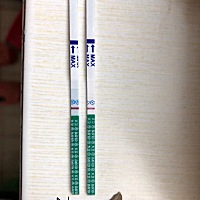 我月经一直不准，末次是1.6来的，平时都是拖个六七天 七八天的很正常，之前也有拖过半个月的。1是昨天测...