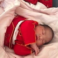 顺产侧切   七斤八两千金一枚 头胎如愿 没打无痛 硬挺生 过程不想回忆啦！孕期检查都一次通过 没忌口 ！...