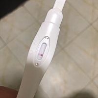 2天前又测了一次，这次成一条线了，感觉无望了，还有6天大姨妈要来
