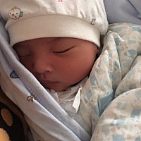 啊。我要疯了。公公一身的烟臭味。我闻到都好臭受不了，他对到我娃儿一直说话，真想骂人，一点自知之明...