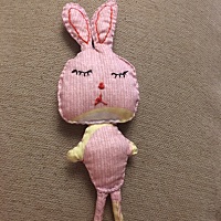 给宝宝做个小玩具！有点丑！满满的爱