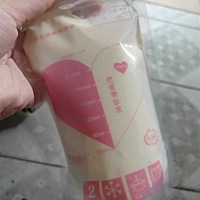 奶水少的时候，婆婆每天拼命煲汤，鸡汤，鸭汤，排骨汤，猪脚汤……现在奶水那么多，还天天煲猪脚汤...