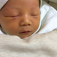 今天13天啦，黄疸终于没有那么黄了，刚出院的时候被吓惨了，昨天开始睡觉睡倒了，白天睡的呼啦啦的，晚...