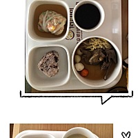 月子里的餐还是很重要的，保证奶水充足！