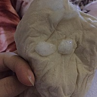 宝宝两个月，打嗝吐出来这种痰，有没有宝妈遇到过这样的，是怎么回事