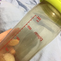 宝妈们 这是冷藏的母乳加热后有的东西  有没有关系啊？正常吗