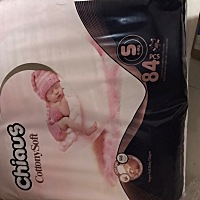 有没有宝妈用这款尿不湿，有一股塑料味道，还酸酸的，在淘宝旗舰店买的，是不是买到假货