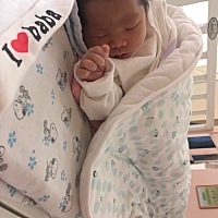 今天我回家跟爸爸妈妈团聚👪过元宵节了。