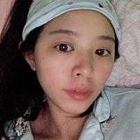 宝宝第五天，当了妈妈后发现比怀孕时还要玻璃心了，宝宝有一点不对立马就担心的不行。