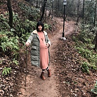 现在怀孕35周了，记录的有点晚，但是还是想珍惜每一天和宝宝相处的日子，肚子那么大了，还去爬山的宝妈...