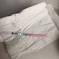 这是排卵了吗，昨天下午测是强阳，晚上没测，昨晚又安排了一次，今早上起小腹一直微微刺痛