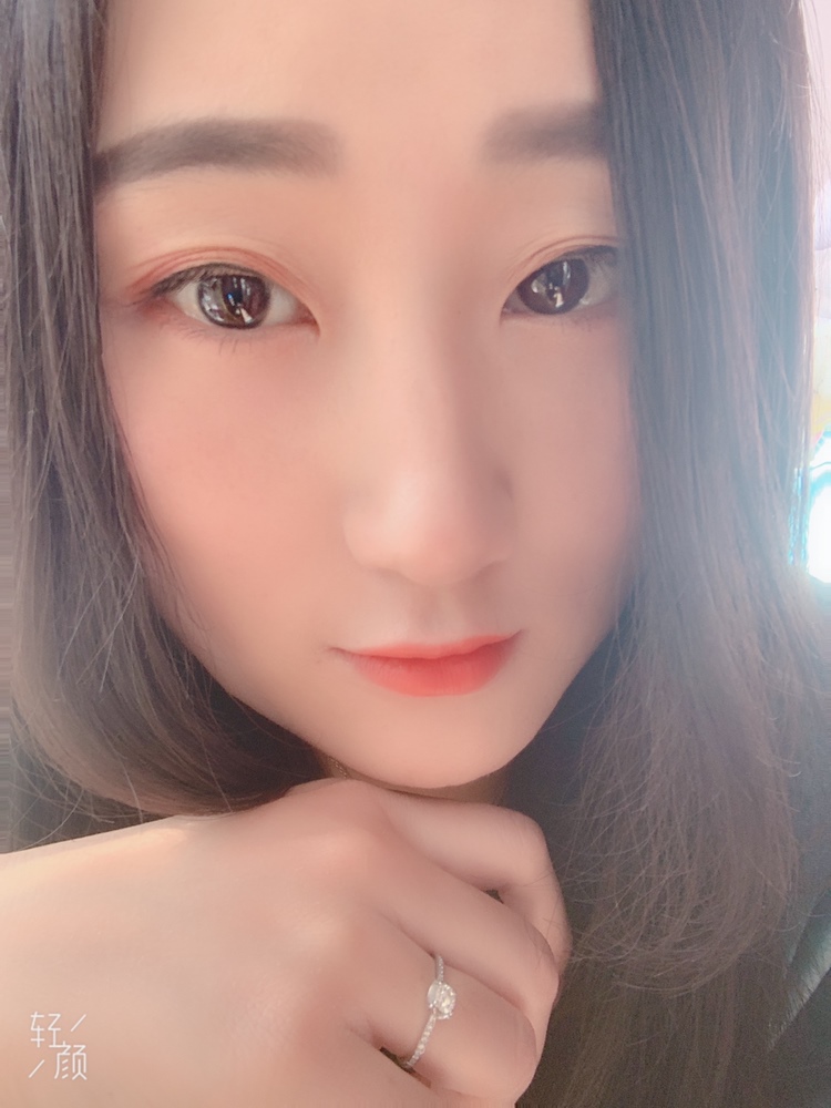 不逼自己一把
永远不知道自己有多优秀。哼！